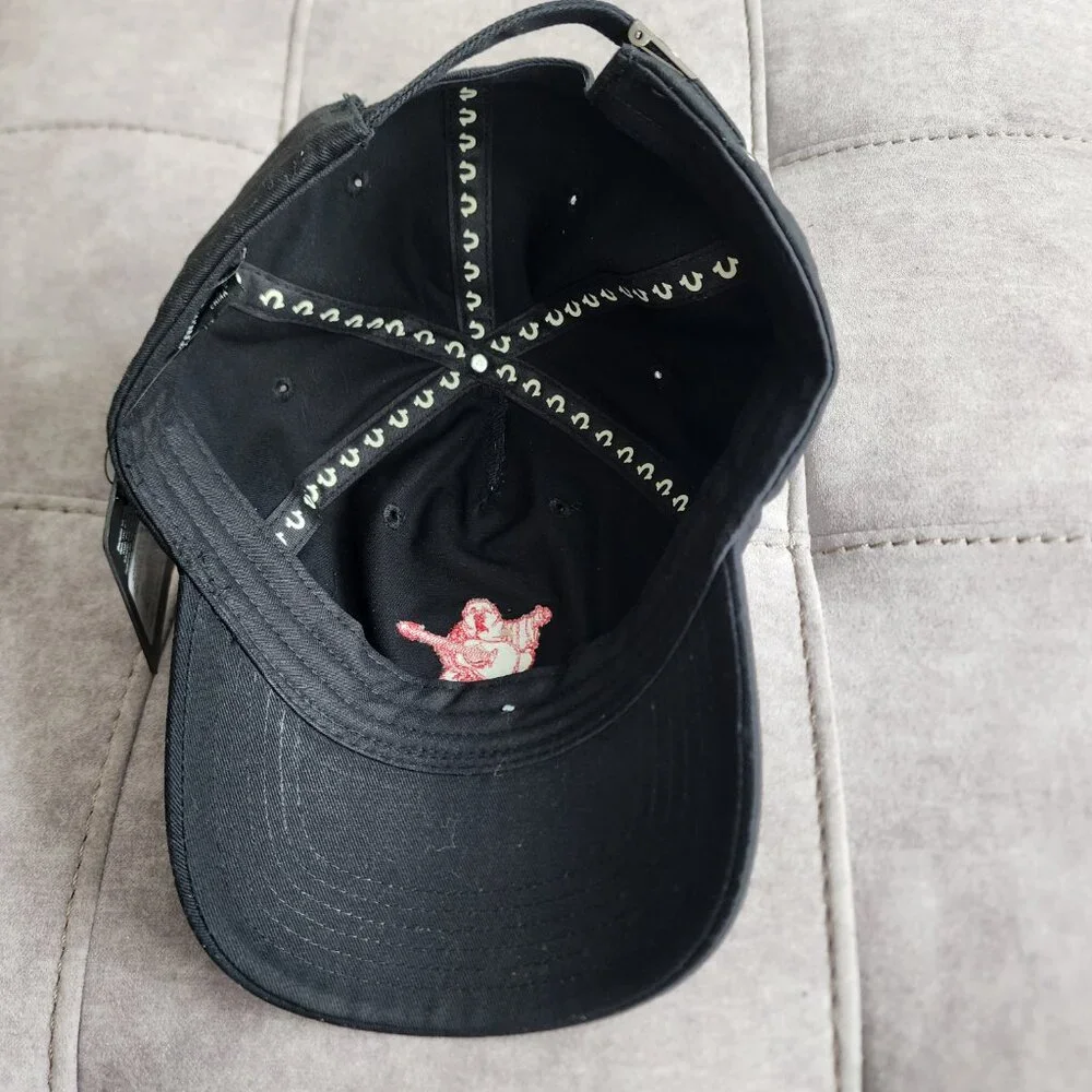 NWT True Religion Buddah Logo Adjustable Baseball Foil Cap One Size